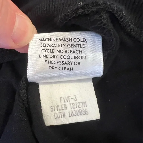 Eileen Fisher Crew Neck Long Sleeve Boxy Top, size L - Picture 6 of 6